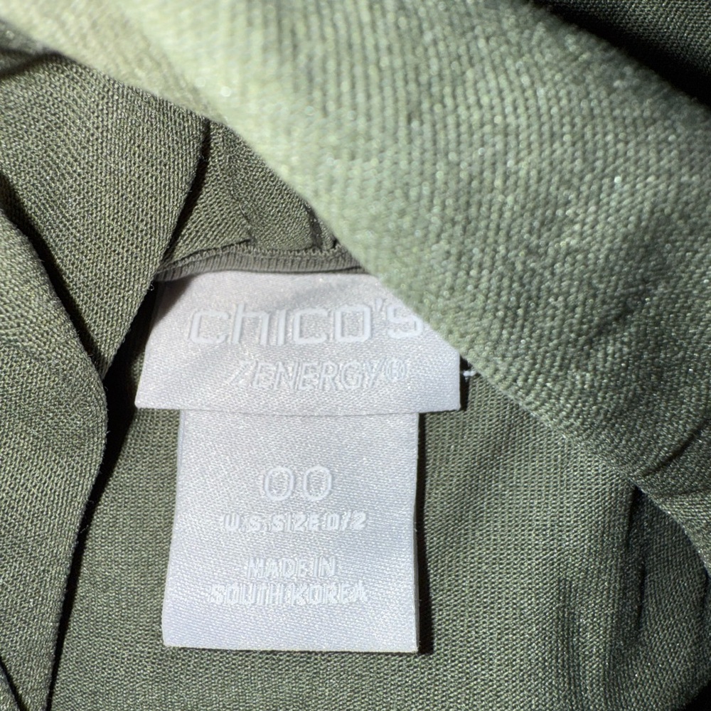 Chico's Zenergy Sandwashed Olive Short Sleeve Hoodie Jacket NWT size 00/XS2 - Picture 7 of 9